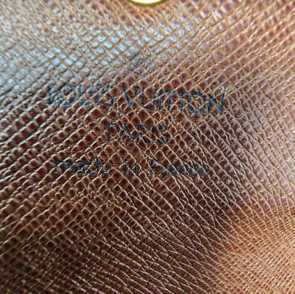 Louis Vuitton Brown Monogram Sarah Wallet - Picture 7 of 9